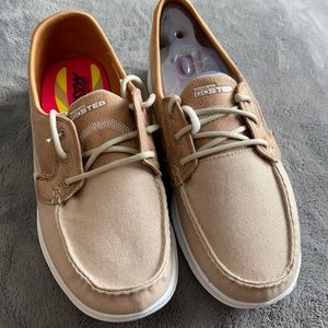 Sketchers go step boat shoes